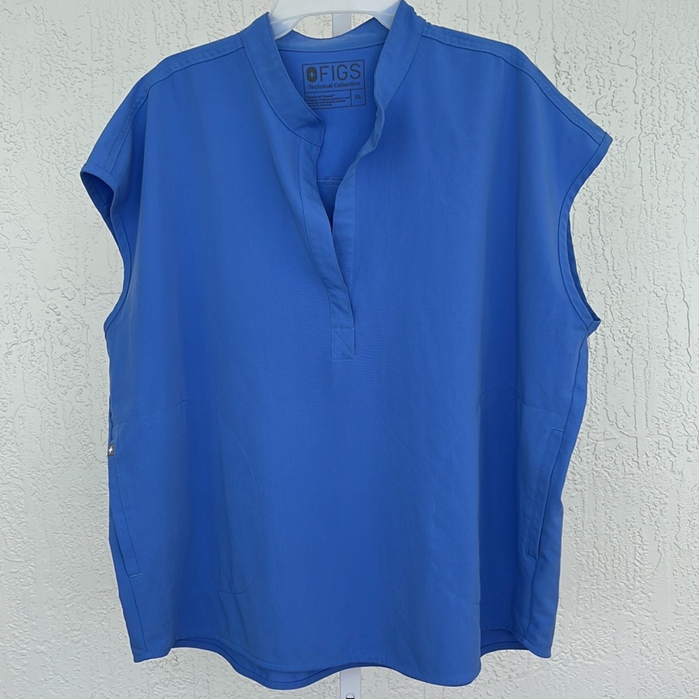 FIGS Royal Blue Sleeveless Medical Tank Top